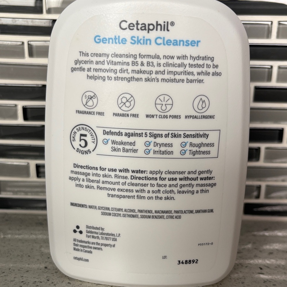 NEW! Cetaphil Gentle Skin Cleanser - for Dry to Normal Sensitive Skin 20 oz - Picture 2 of 3